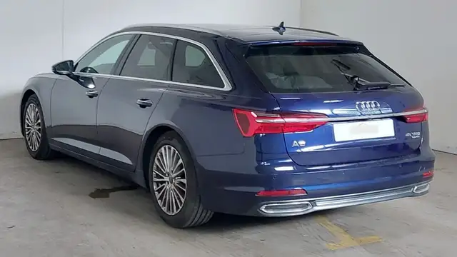 Audi A6 view 4