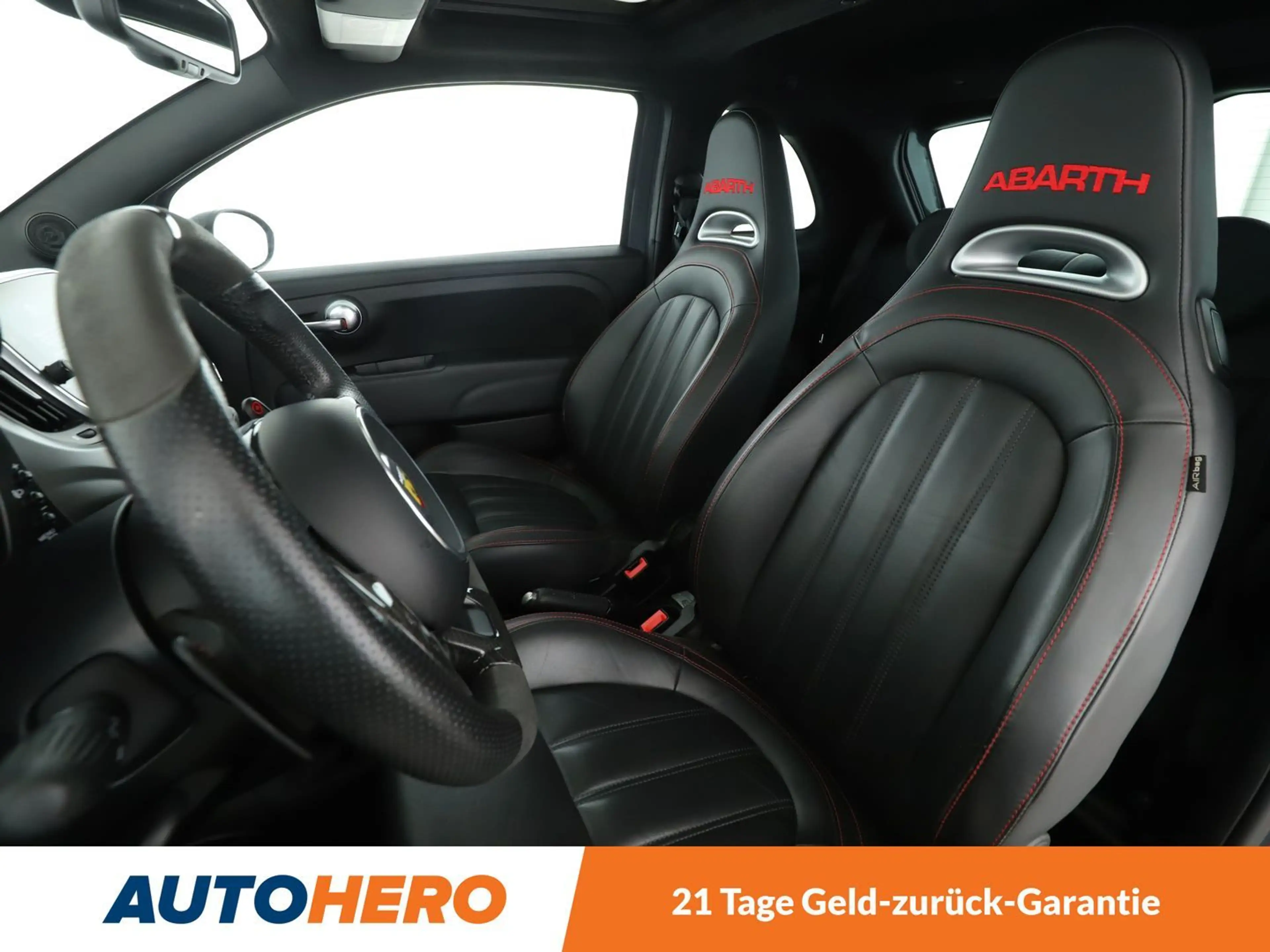 Abarth 695 1.4 Turbo XSR Yamaha Limited Edition Aut*NAVI*PDC* — photo 10