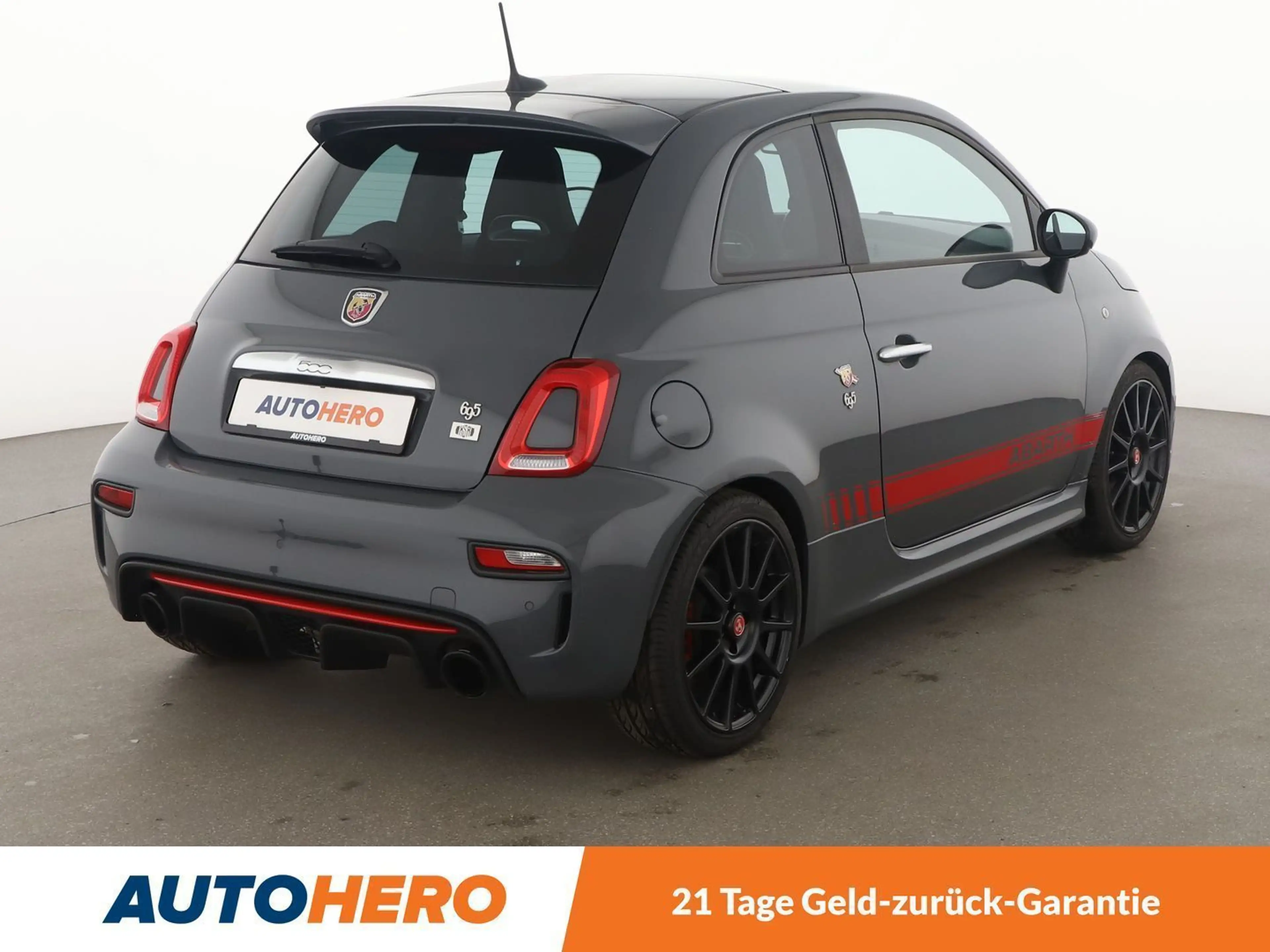 Abarth 695 1.4 Turbo XSR Yamaha Limited Edition Aut*NAVI*PDC* — photo 6