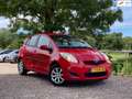 Toyota Yaris 1.3 VVTi Aspiration | Automaat + Airco nu € 5.975, Rouge - thumbnail 1