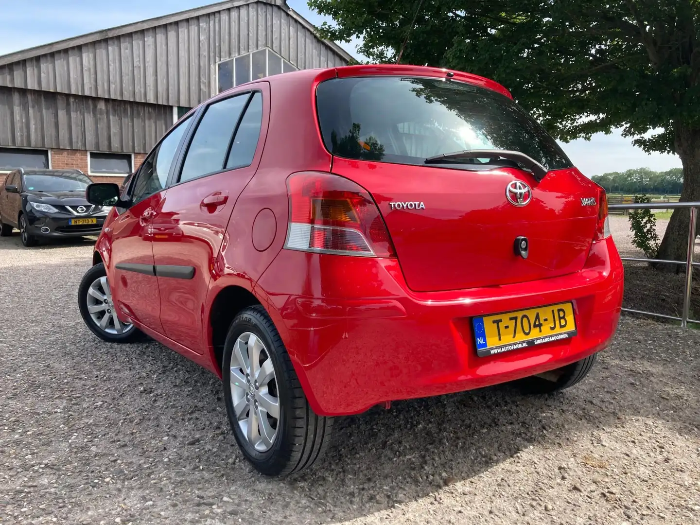 Toyota Yaris 1.3 VVTi Aspiration | Automaat + Airco nu € 5.975, Rouge - 2