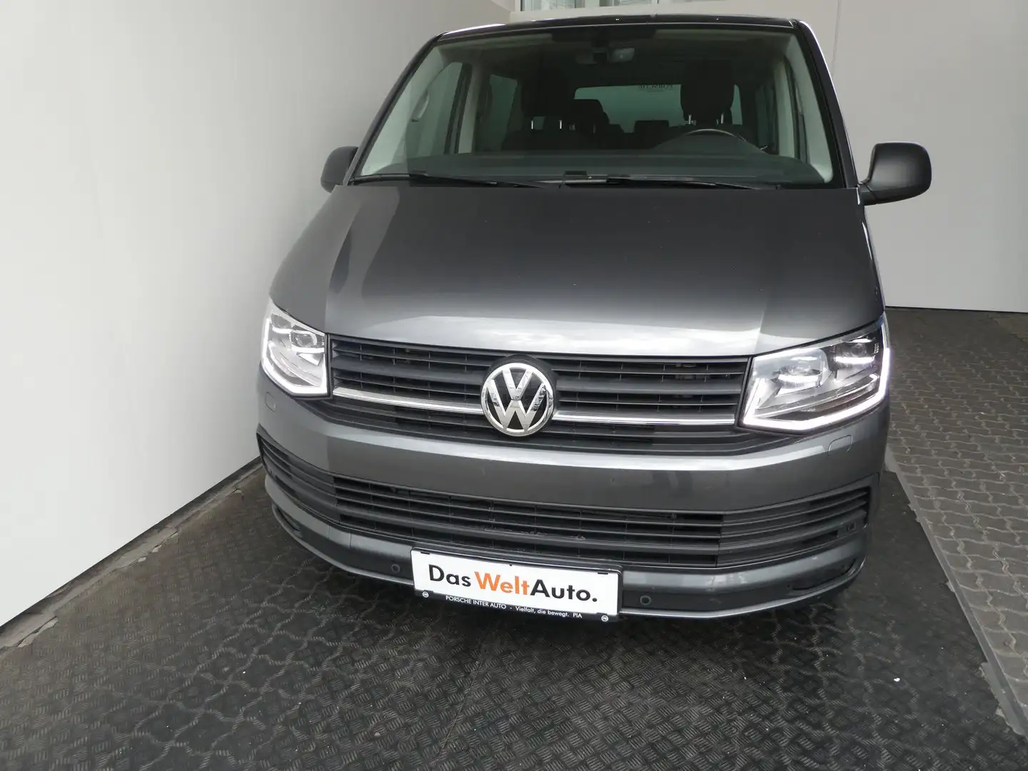 Volkswagen T6 Multivan VW T6 Multivan Austria TDI Grau - 2