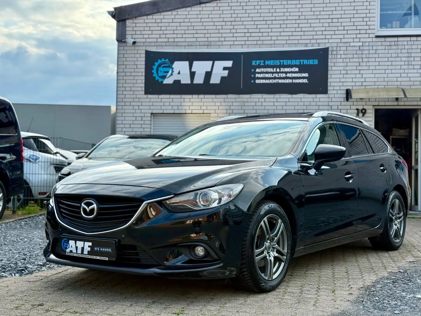 Mazda 6 Kombi Sports-Line 2,2 Automatik Negru - 1