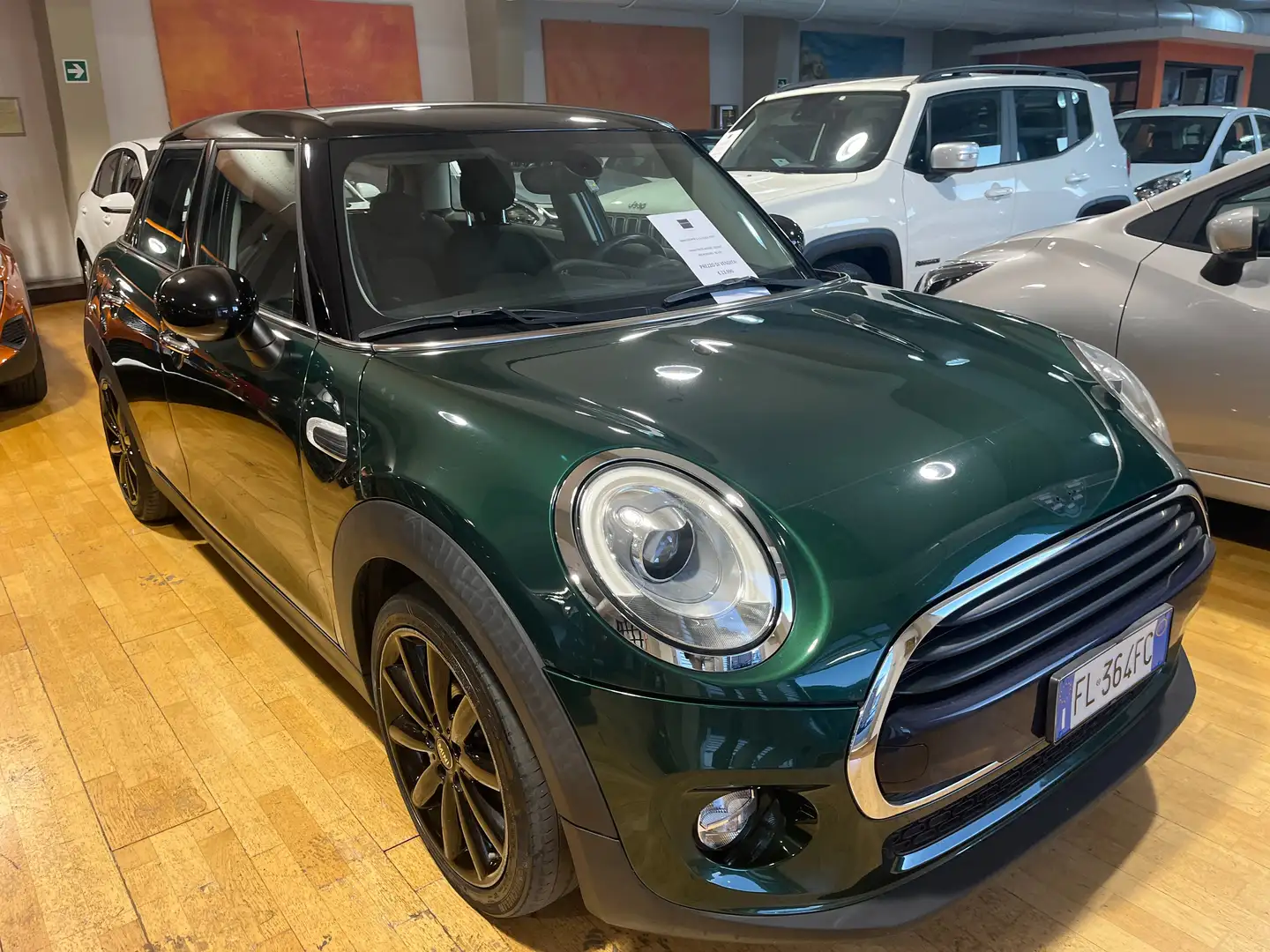 MINI Cooper D Mini 1.5 Cooper D Hype 5p Verde - 1