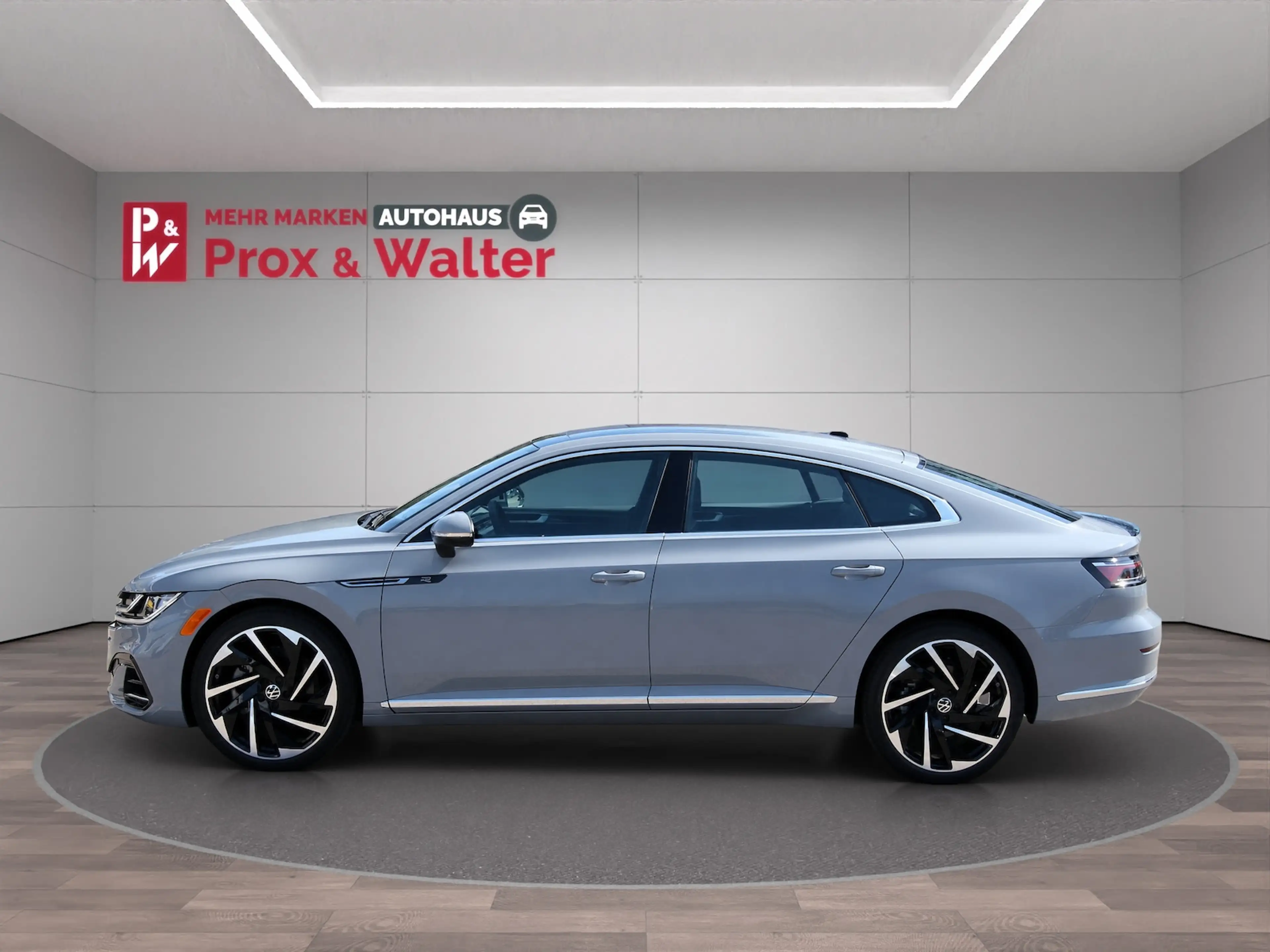 Volkswagen Arteon 4M 2.0 TFSI R-Line NAVI+LED+KAMERA360+DCC — photo 3