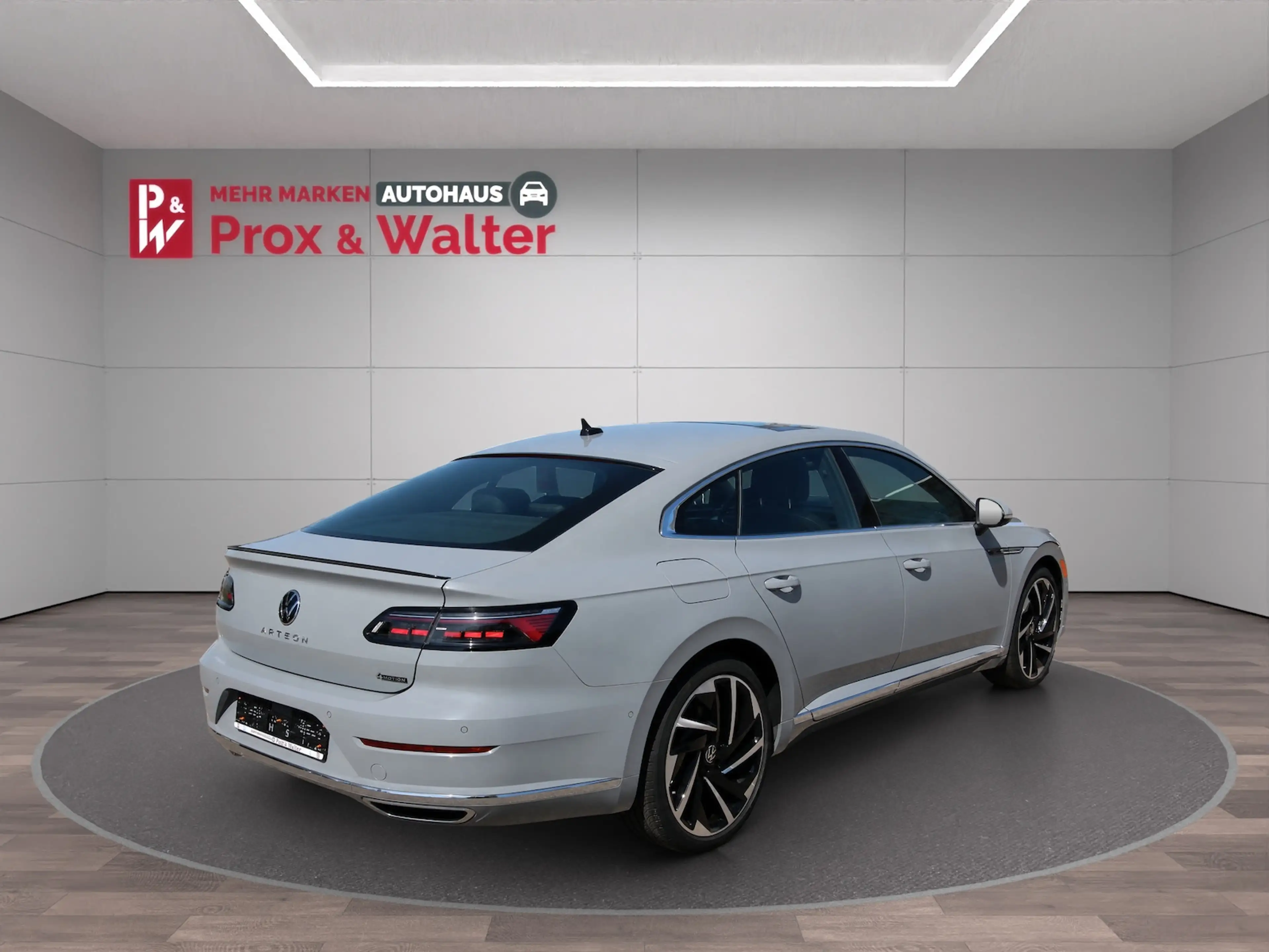 Volkswagen Arteon 4M 2.0 TFSI R-Line NAVI+LED+KAMERA360+DCC — photo 5