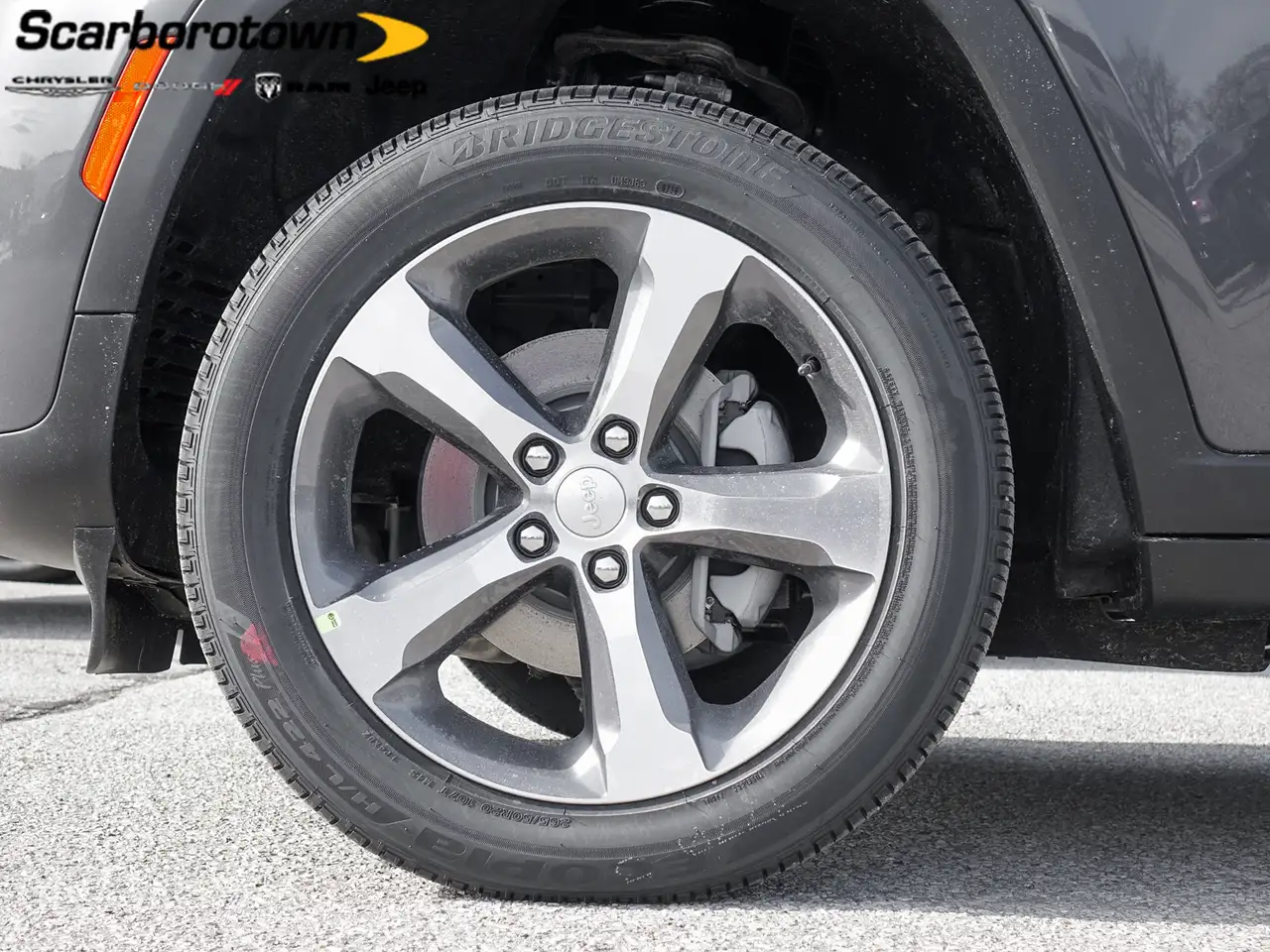 Jeep Grand Cherokee снимка Jeep Grand Cherokee