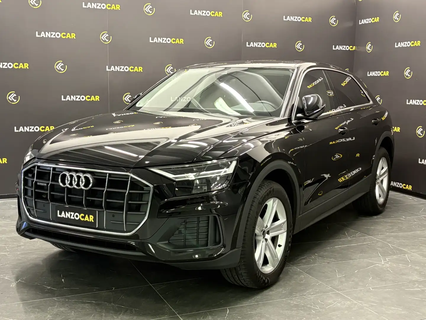 Audi Q8 50 TDI 286CV*QUATTRO*SOLO 19000KM* Negro - 1