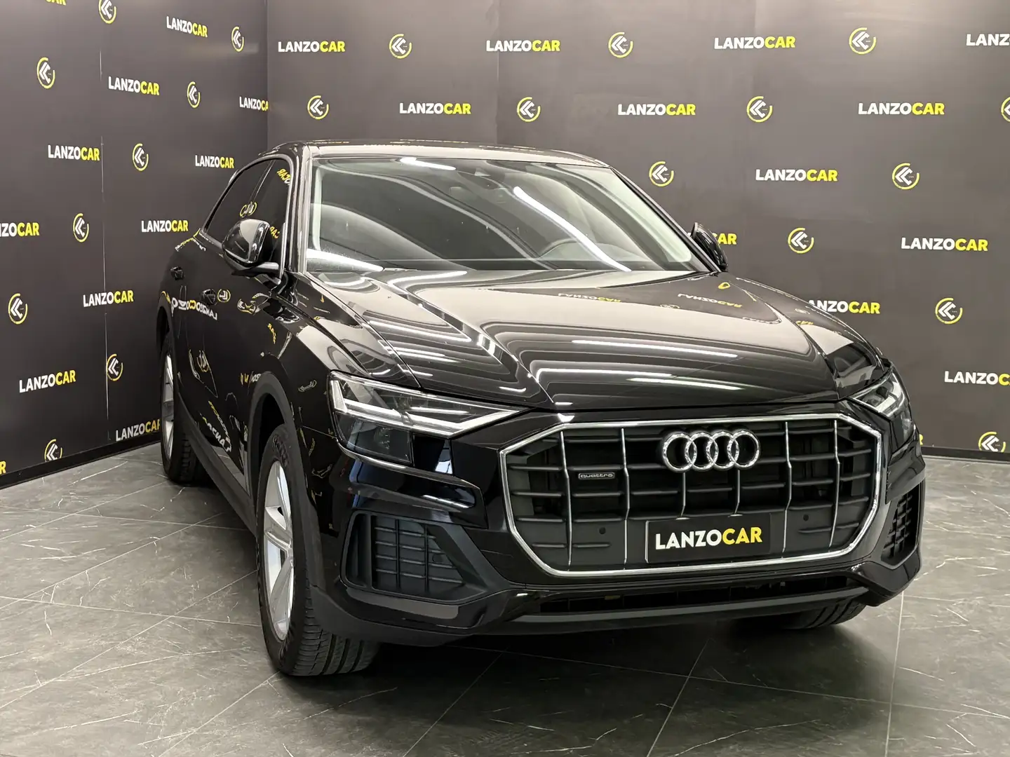 Audi Q8 50 TDI 286CV*QUATTRO*SOLO 19000KM* Negro - 2