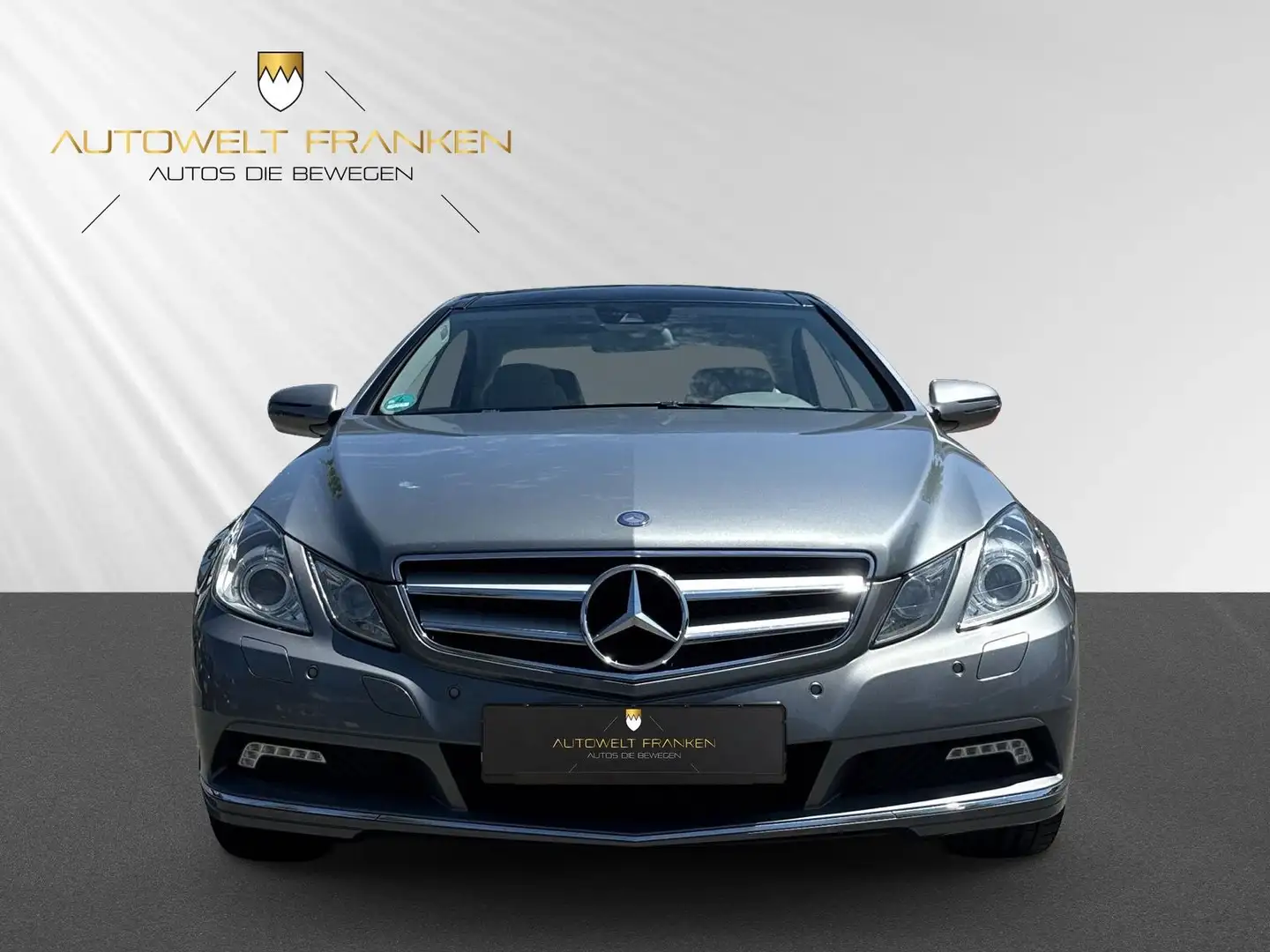 Mercedes-Benz E 250 CGI *XENON*NAVI*PANO*MEMORY*PDC*TEMPO*SHZ* - 2