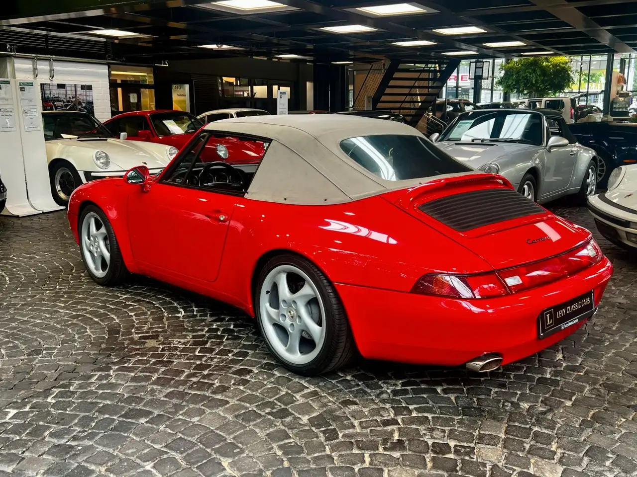 Porsche 993 911 Carrera 2 Cabrio Scheckheft, foto 6