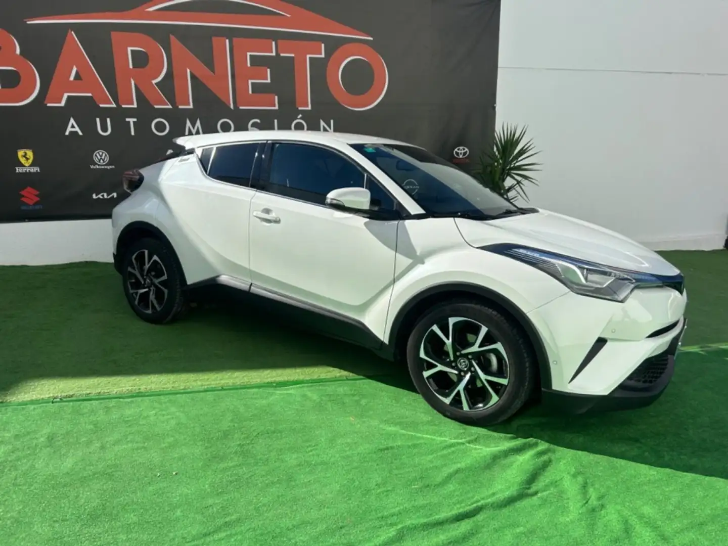 Toyota C-HR 125H Advance Blanco - 2