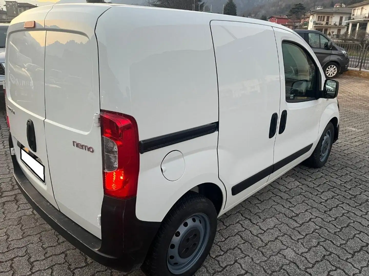 Citroen Nemo 1.3 HDi 75CV FAP Furgone Blanc - 2