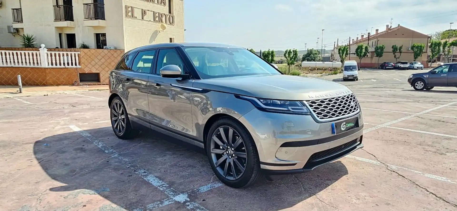 Land Rover Range Rover Velar 2.0 R-Dynamic S 4WD Aut. 300 Beige - 2