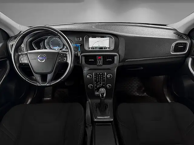 Volvo V40 view 9