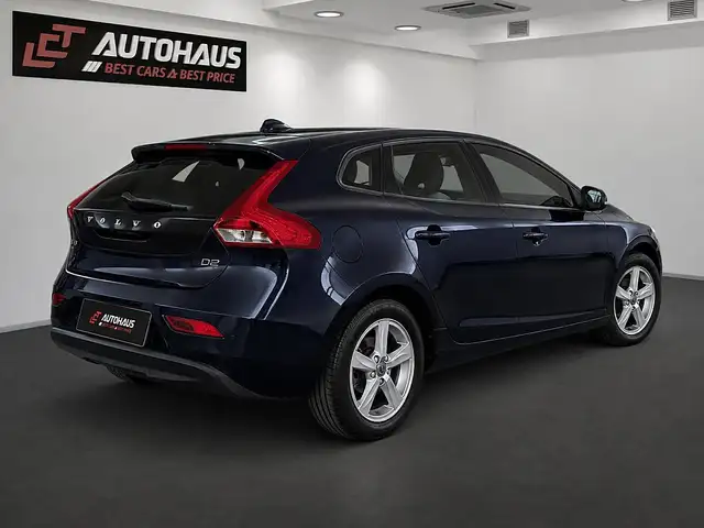Volvo V40 view 6