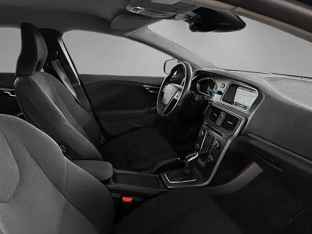Volvo V40 view 8