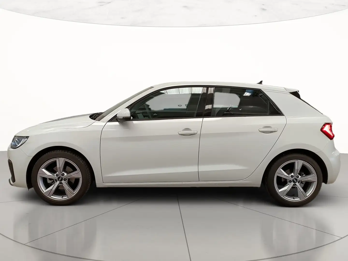 Audi A1 sportback 30 1.0 tfsi admired 110cv s-tronic Wit - 2
