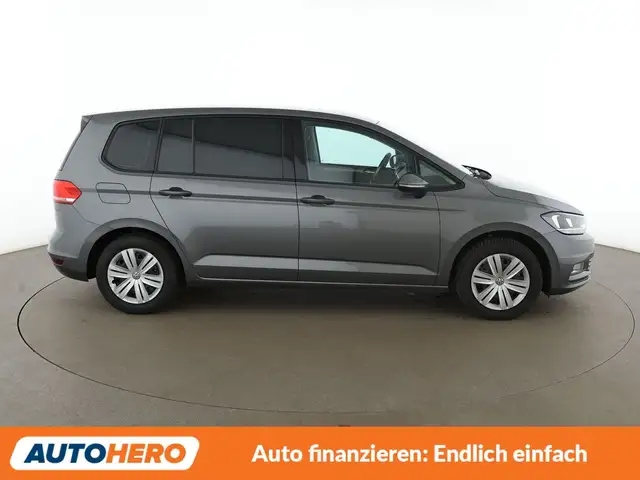 Volkswagen Touran view 7