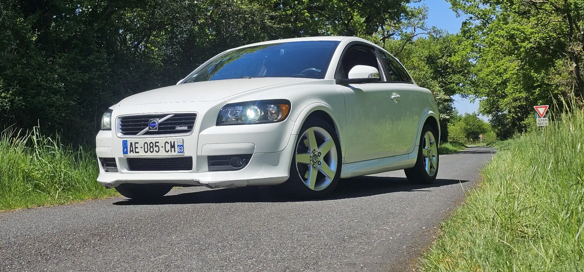 Volvo C30 D5 180 ch R-Design - 1