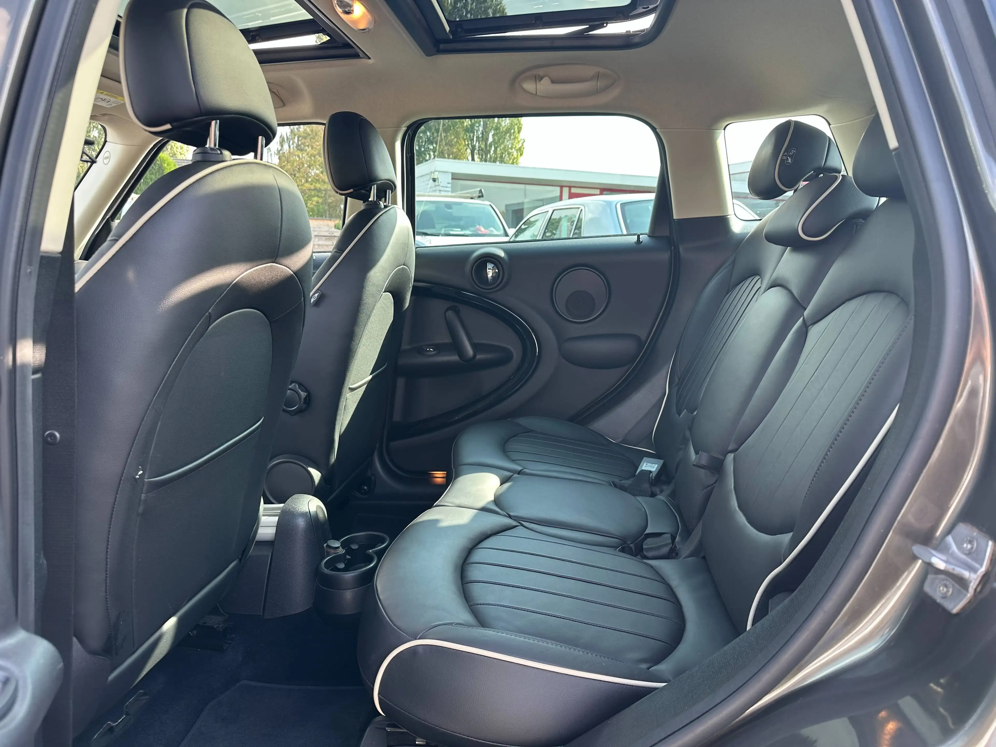MINI Cooper Countryman Mini Countryman 1.6i Cooper Pack Chili Bluetooth — photo 10