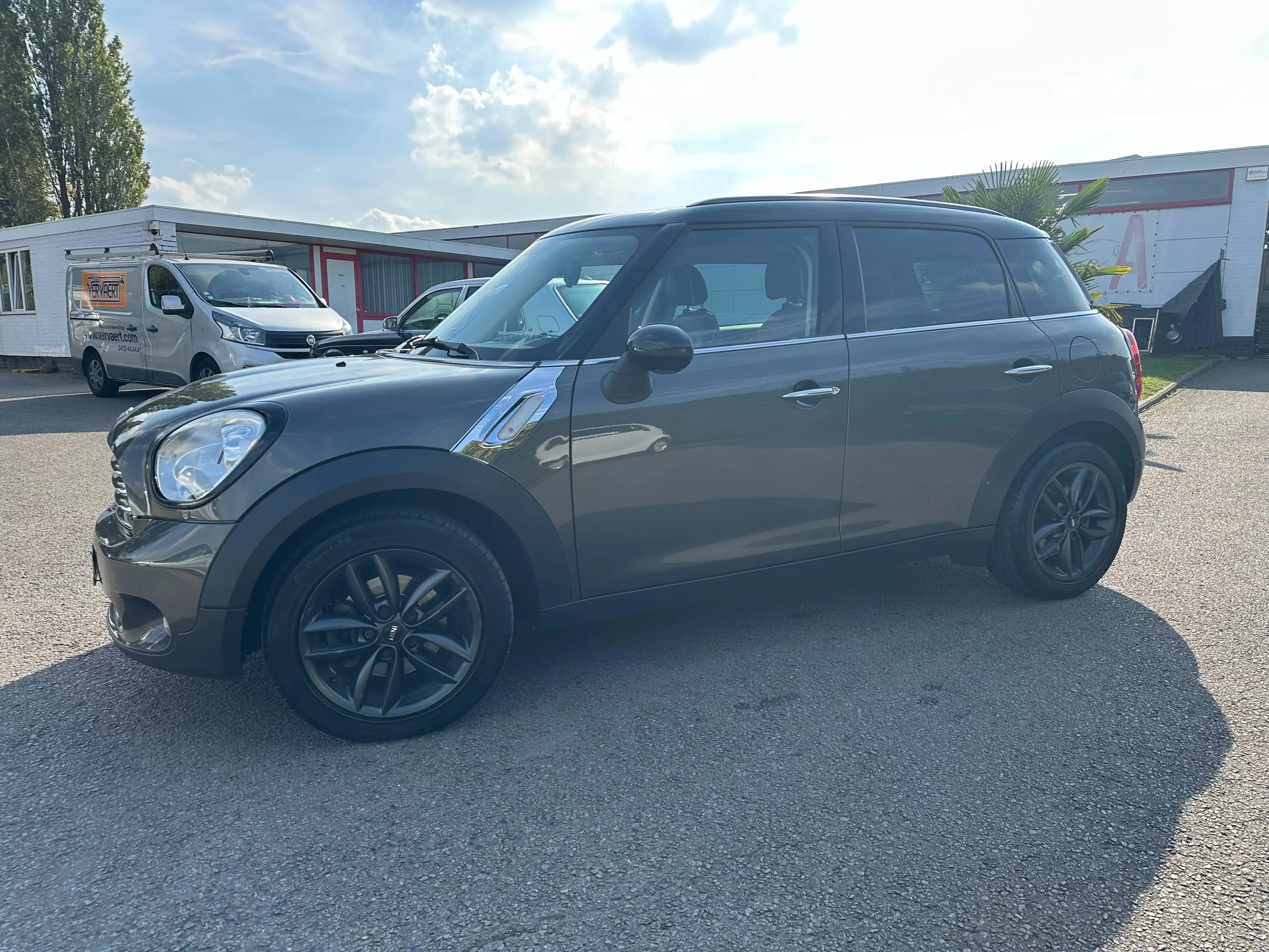 MINI Cooper Countryman Mini Countryman 1.6i Cooper Pack Chili Bluetooth — photo 3
