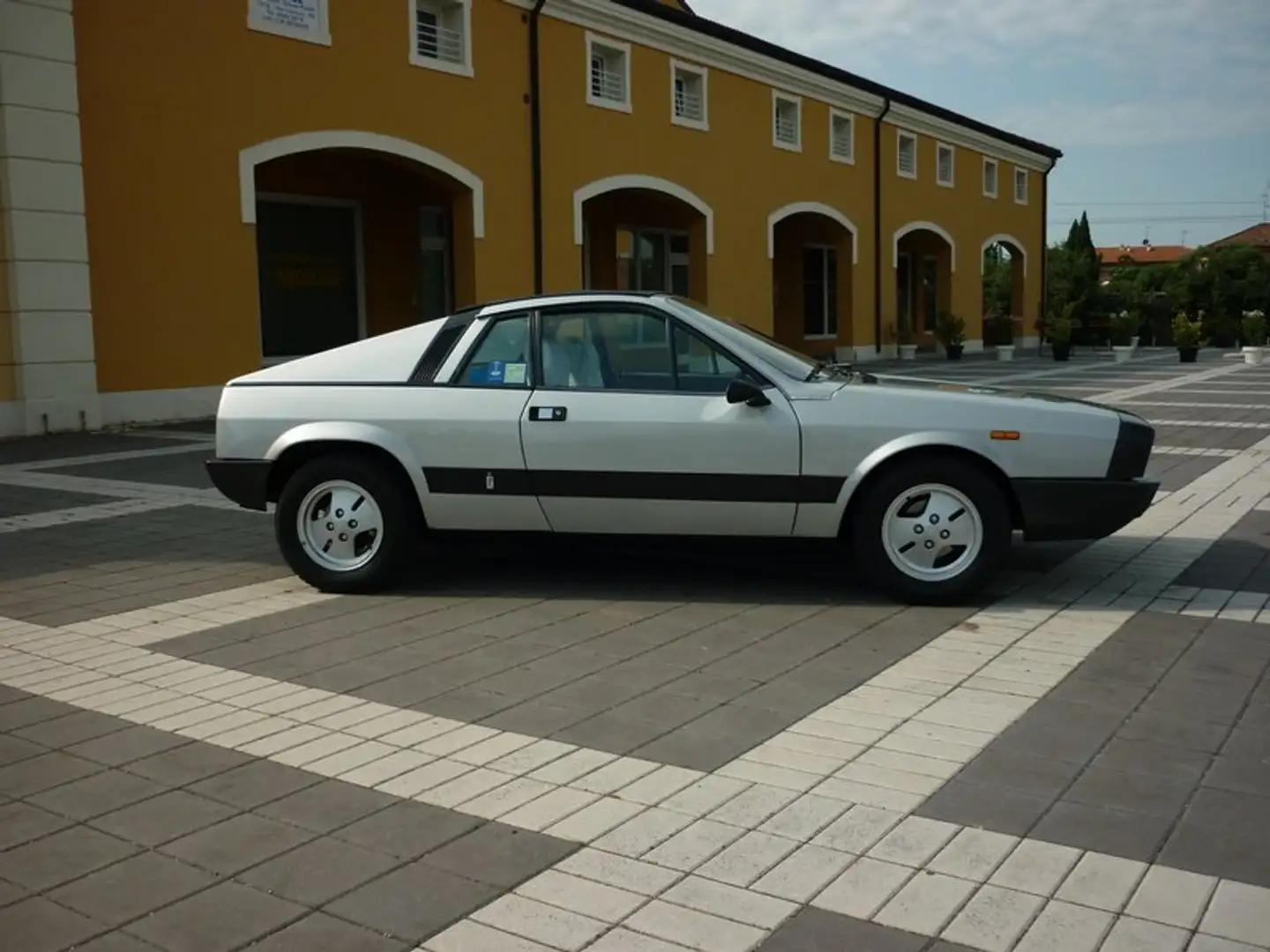 Lancia Beta Beta Montecarlo Coupe 2.0 118cv Zilver - 2