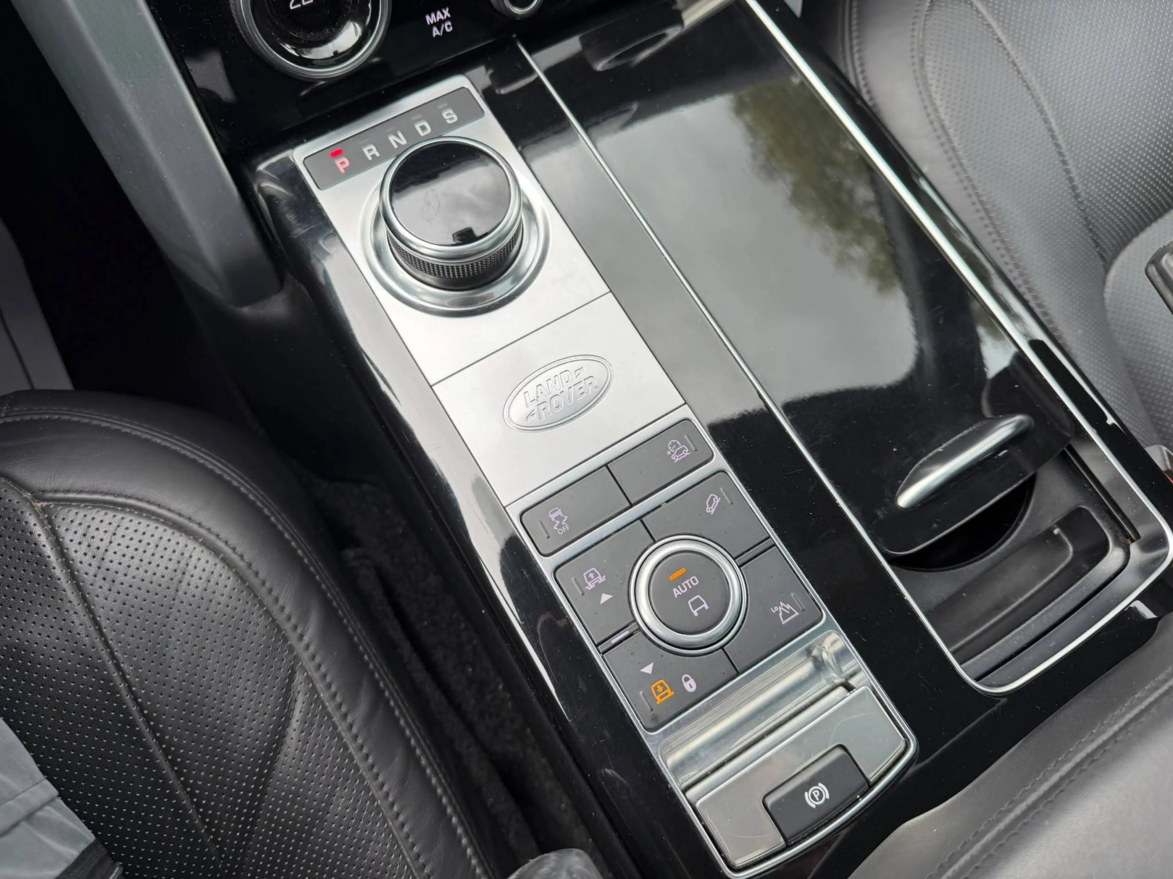 Land Rover Range Rover 3.0 SDV6 Vogue LE Compleet Onderhoud — photo 15