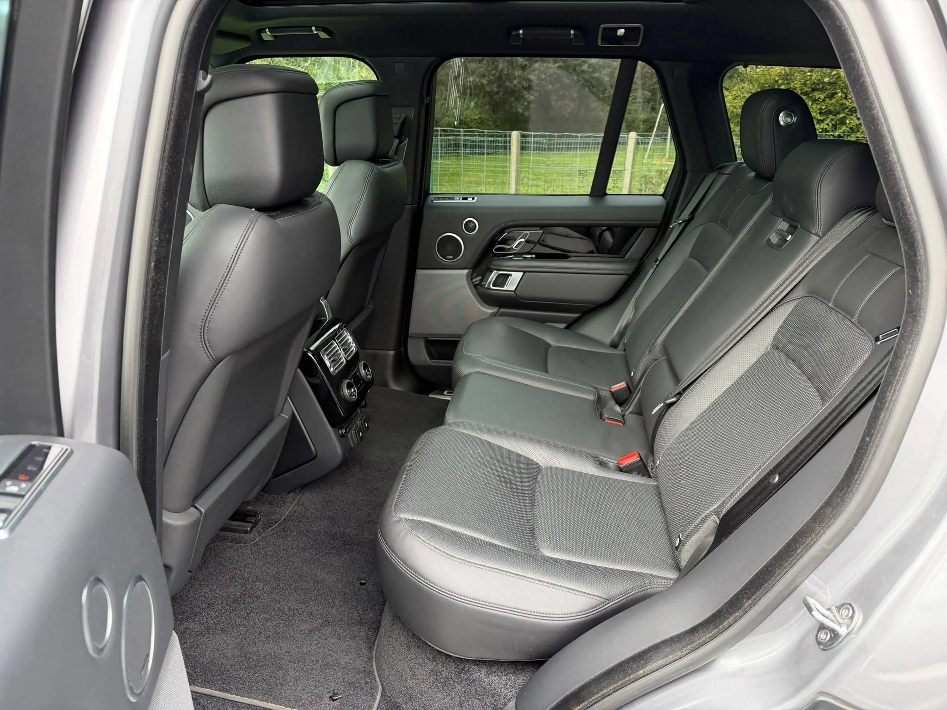 Land Rover Range Rover 3.0 SDV6 Vogue LE Compleet Onderhoud — photo 12