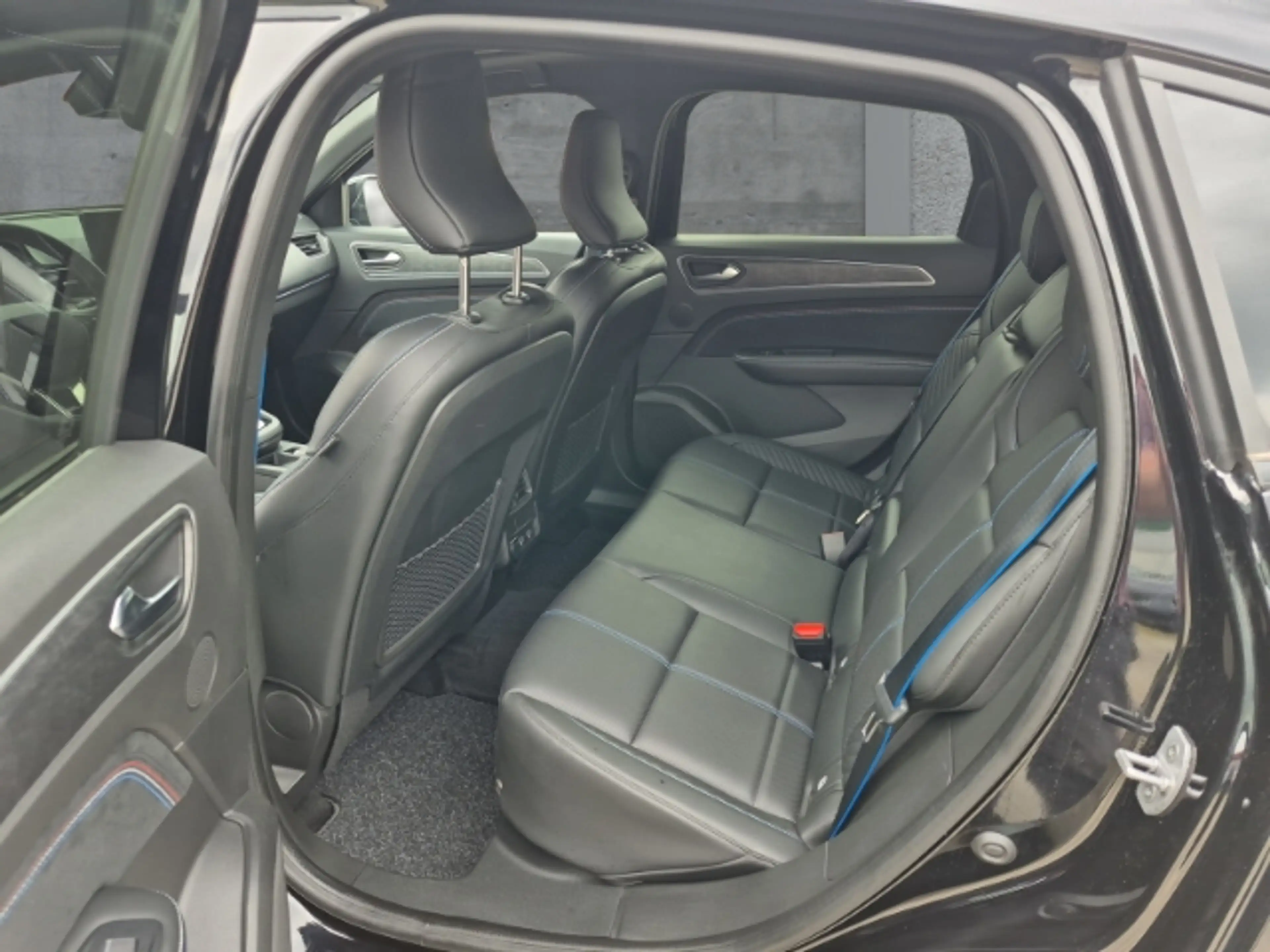 Renault Arkana Esprit Alpine Mild Hybrid 140 EDC Schiebedach — photo 9
