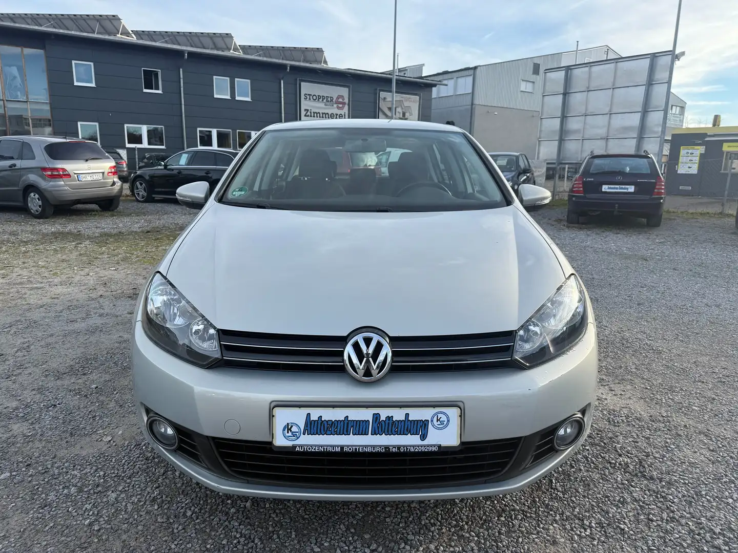 Volkswagen Golf Comfortline - 2. HAND - KLIMAAUT. - EURO 5 - ALU - Grau - 2