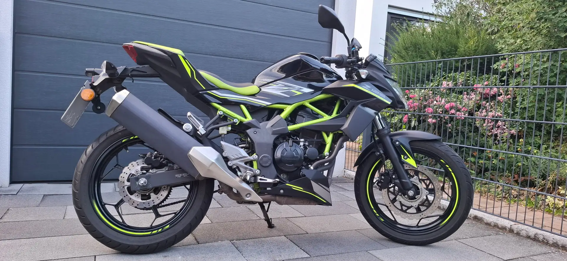 Kawasaki Z 125 Noir - 1