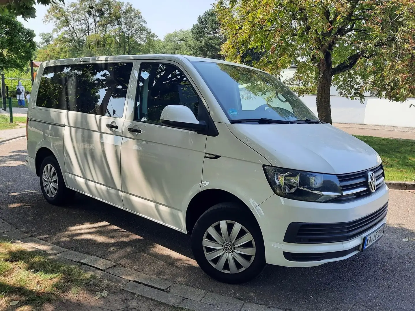 Volkswagen T6 Multivan Multivan Kurz Trendline Weiß - 1