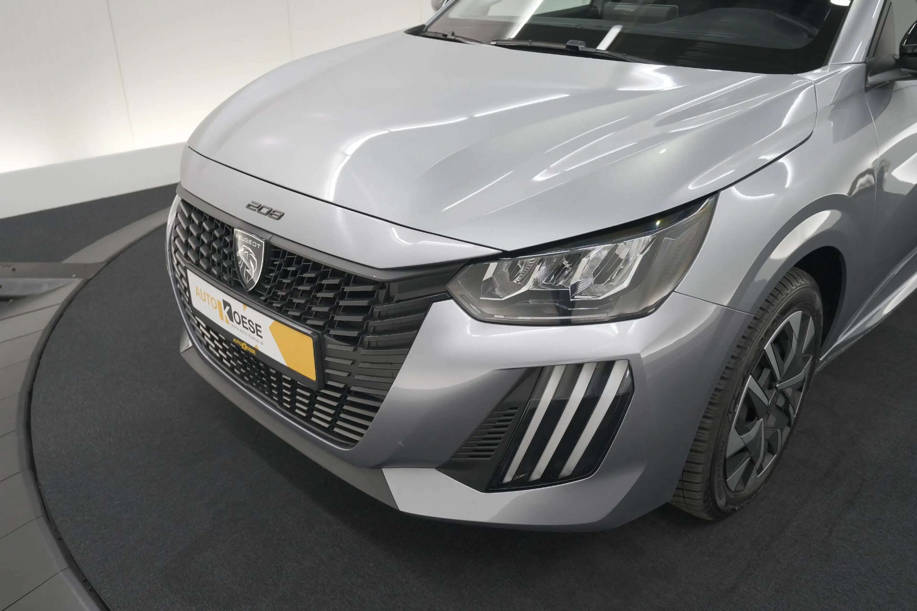 Peugeot 208 1.2 Hybrid 110 e-DCS6 Style | Trekhaak | Allseason — photo 9