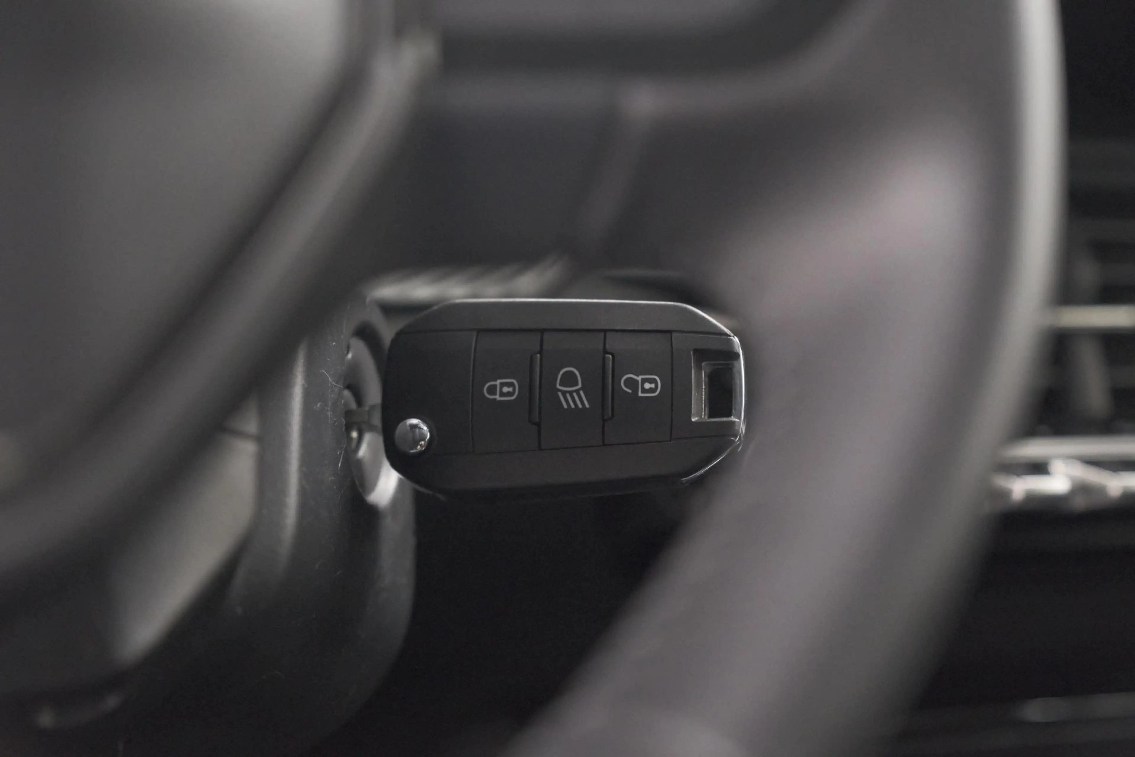 Peugeot 208 1.2 Hybrid 110 e-DCS6 Style | Trekhaak | Allseason — photo 14