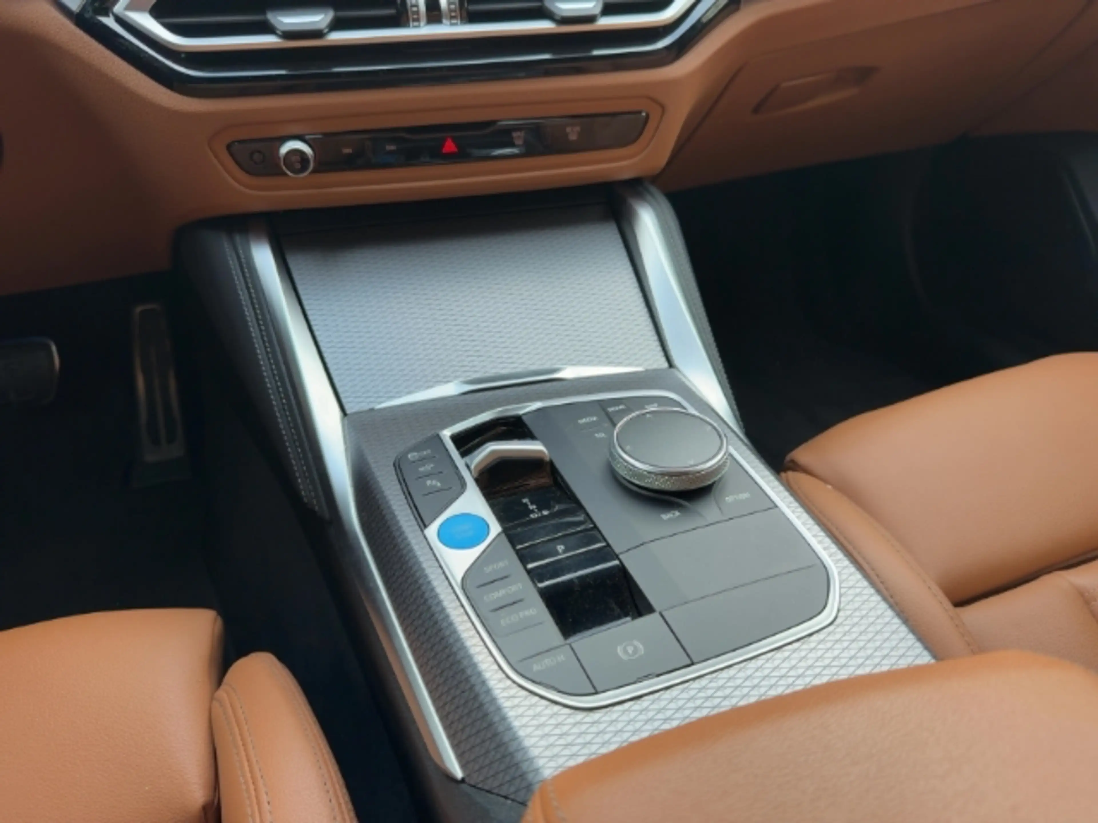 BMW i4 eDrive40 Gran Coupe Sportpaket HUD Navi Leder Digi — photo 10