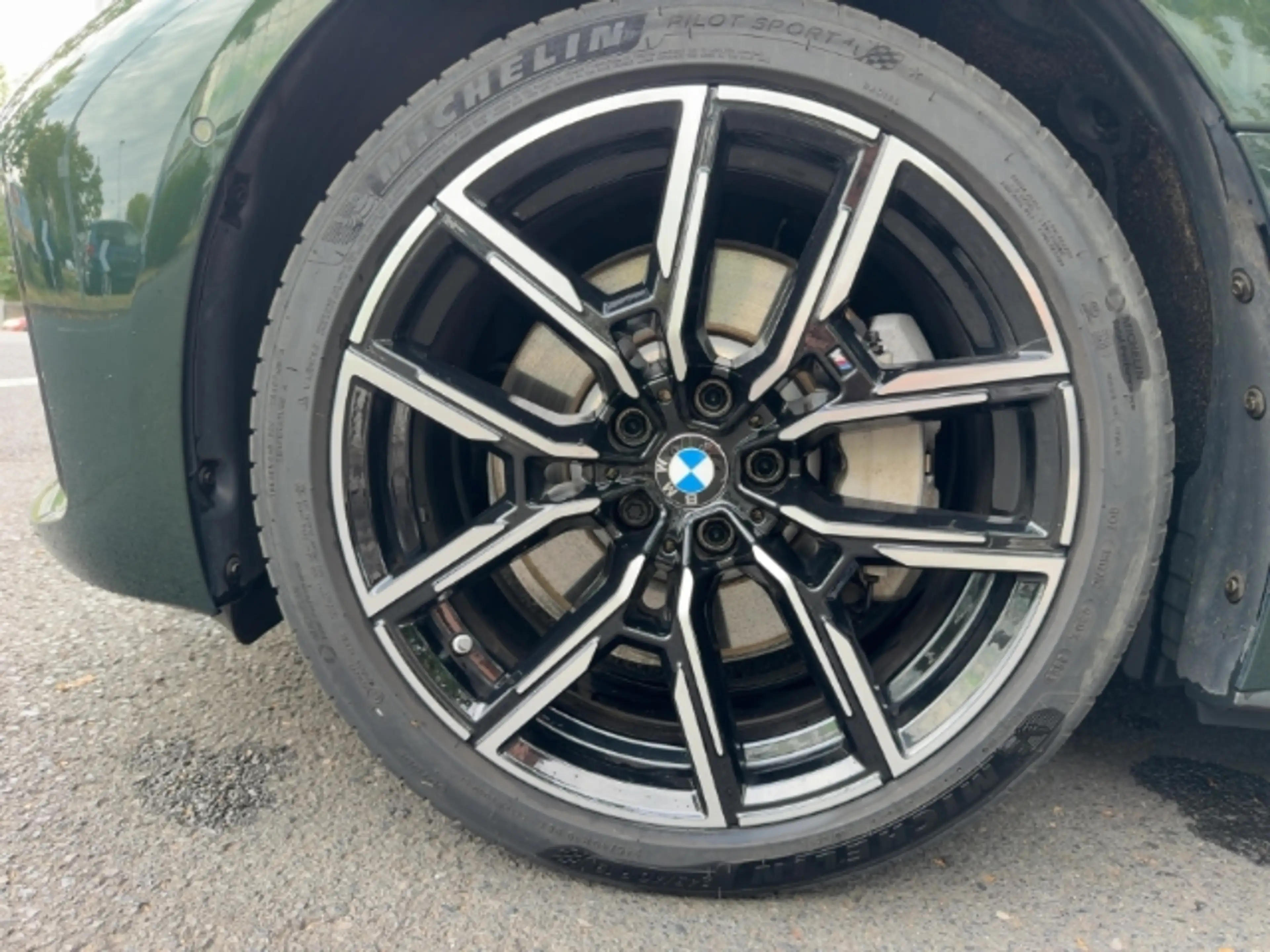 BMW i4 eDrive40 Gran Coupe Sportpaket HUD Navi Leder Digi — photo 12