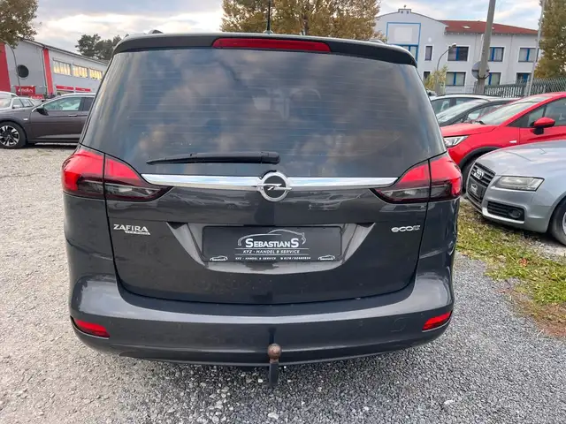 Opel Zafira view 5