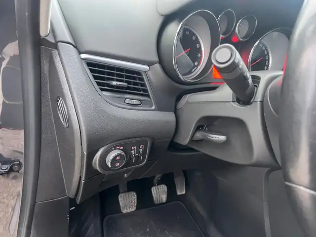 Opel Zafira view 16