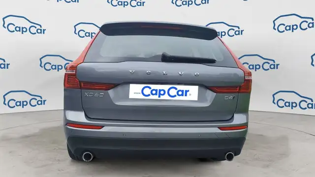 Volvo XC60 view 3