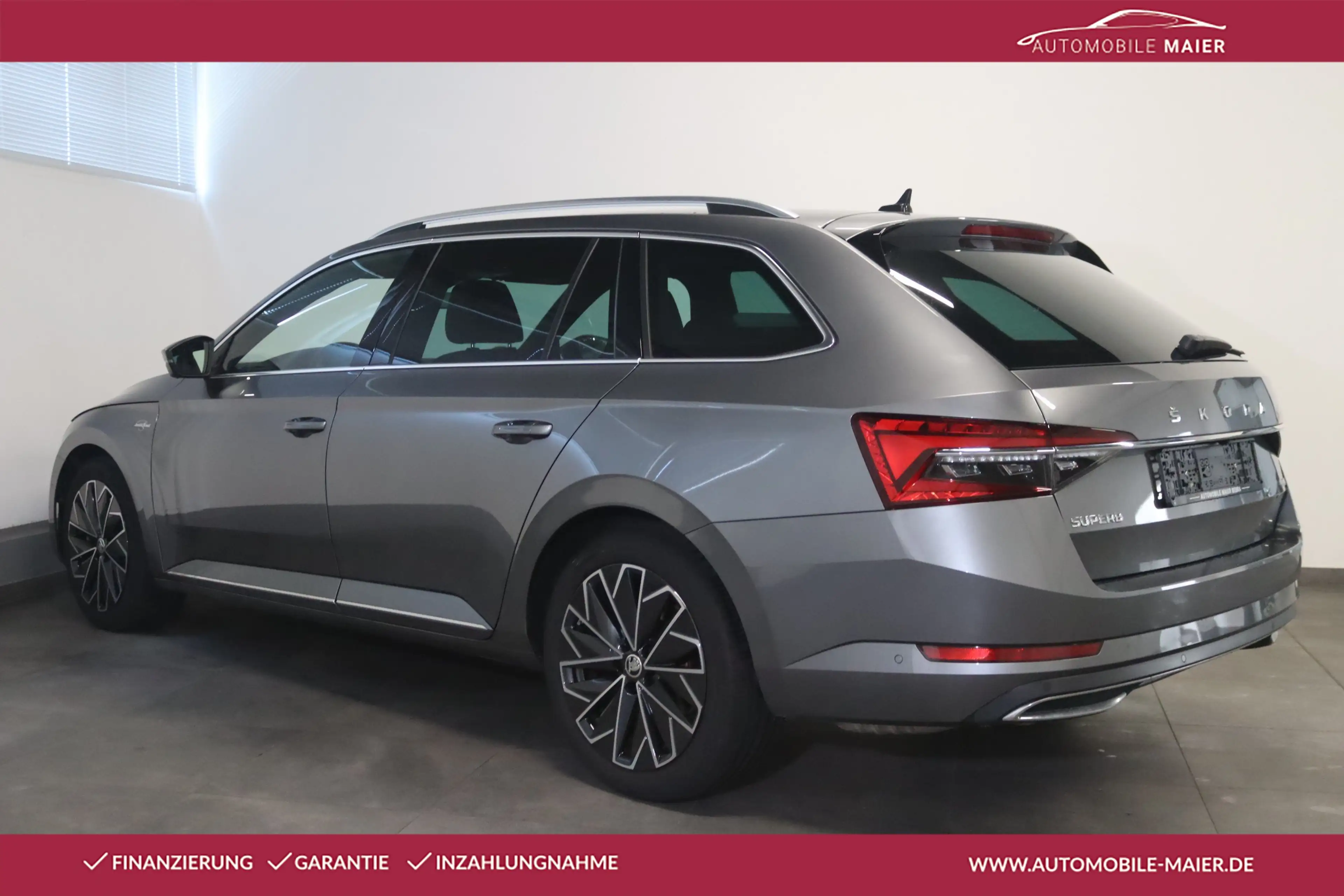 Skoda Superb Combi 4x4 L&K-NAV-MATRIX-STDHZ-AHK-360°- — photo 2