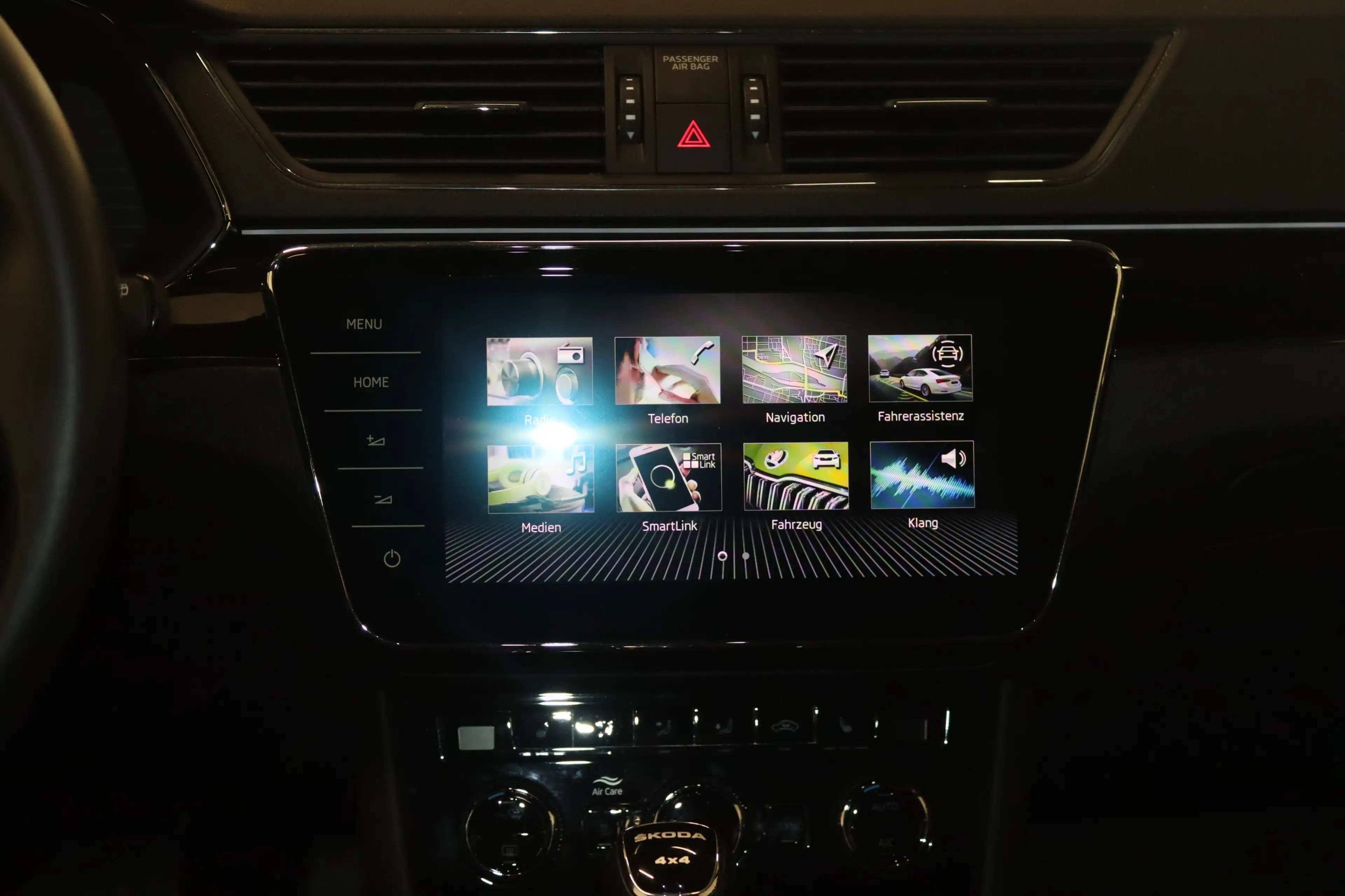 Skoda Superb Combi 4x4 L&K-NAV-MATRIX-STDHZ-AHK-360°- — photo 7