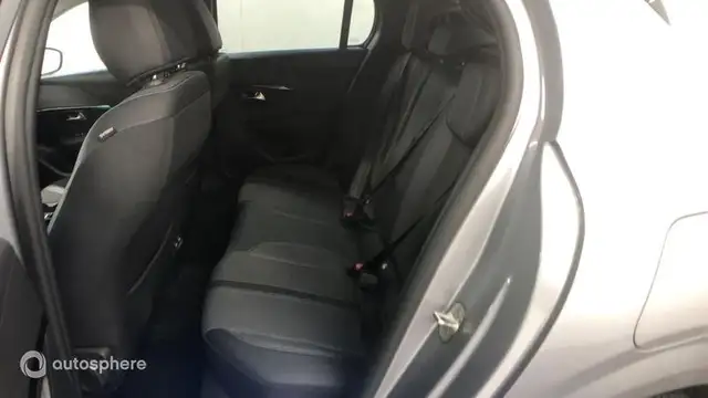 Peugeot 208 view 13