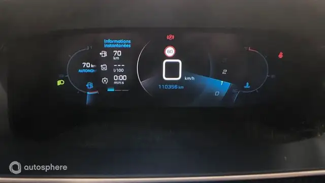 Peugeot 208 view 10