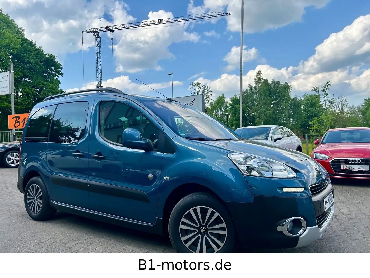 Peugeot Partner Tepee Outdoor 1.6 HDI*Family Pack*1.Hd* plava - 2