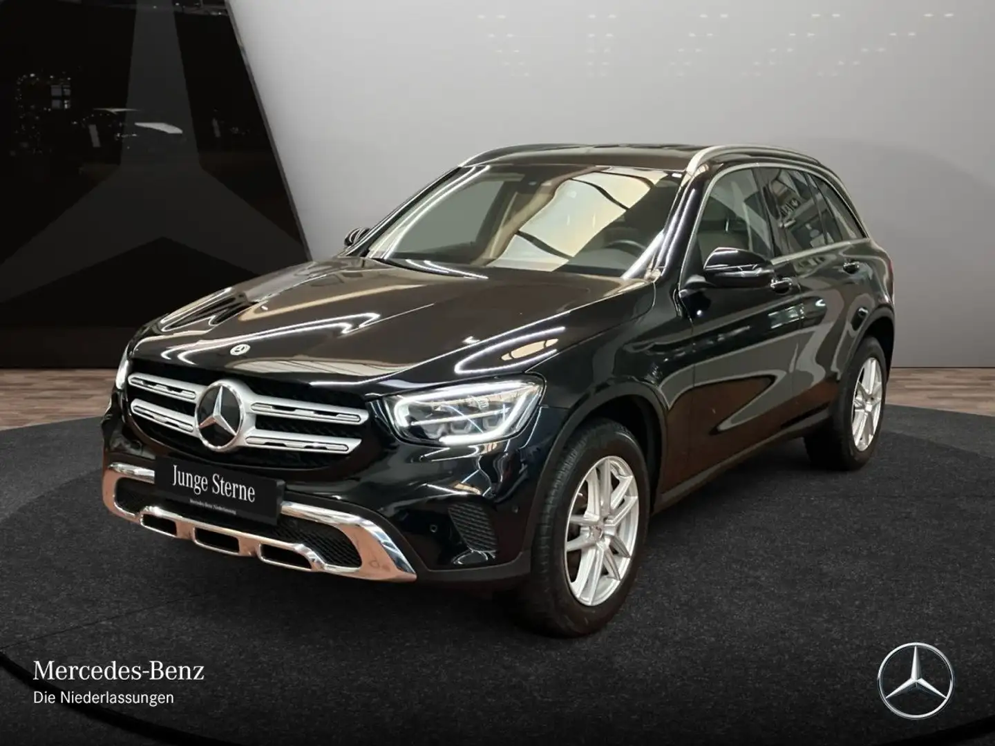 Mercedes-Benz GLC 300 e 4M AHK+LED+KAMERA+SPUR+TOTW+KEYLESS+9G Schwarz - 2