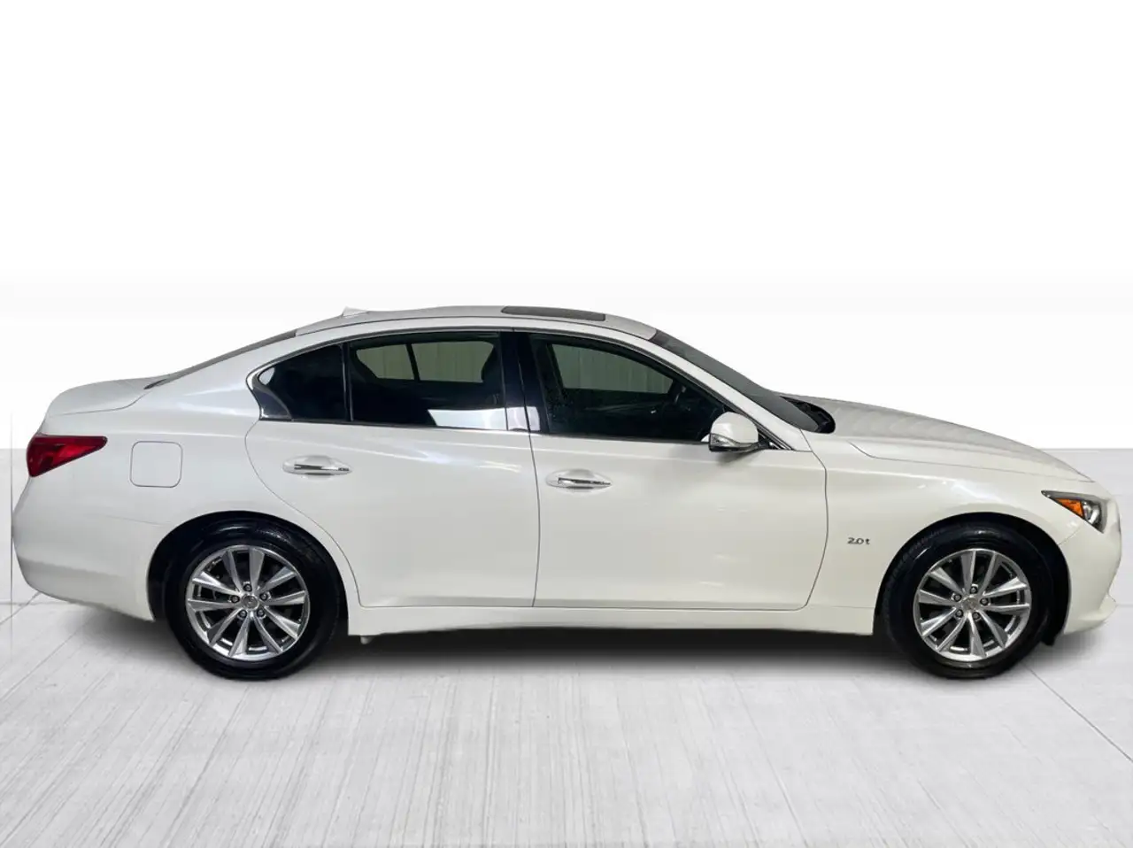 Infiniti Q50 photo Infiniti Q50