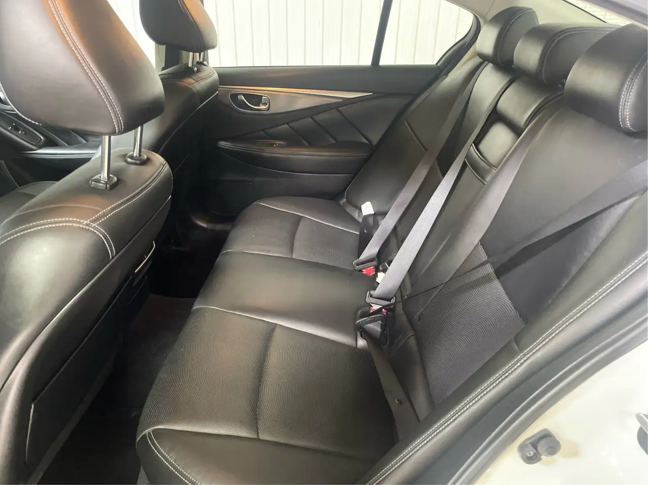 Infiniti Q50 photo Infiniti Q50