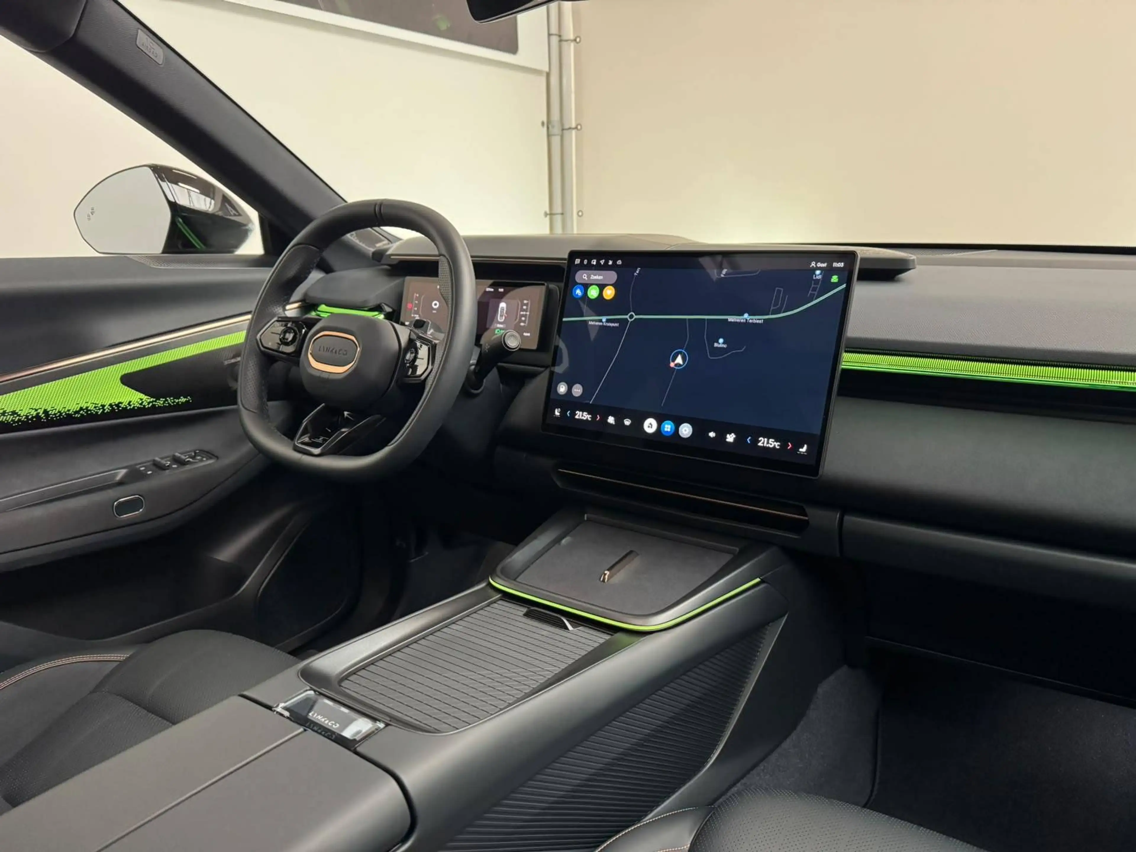 Lynk & Co 08 PHEV More *PANO*AMBIENT LED*360CAM* — photo 3