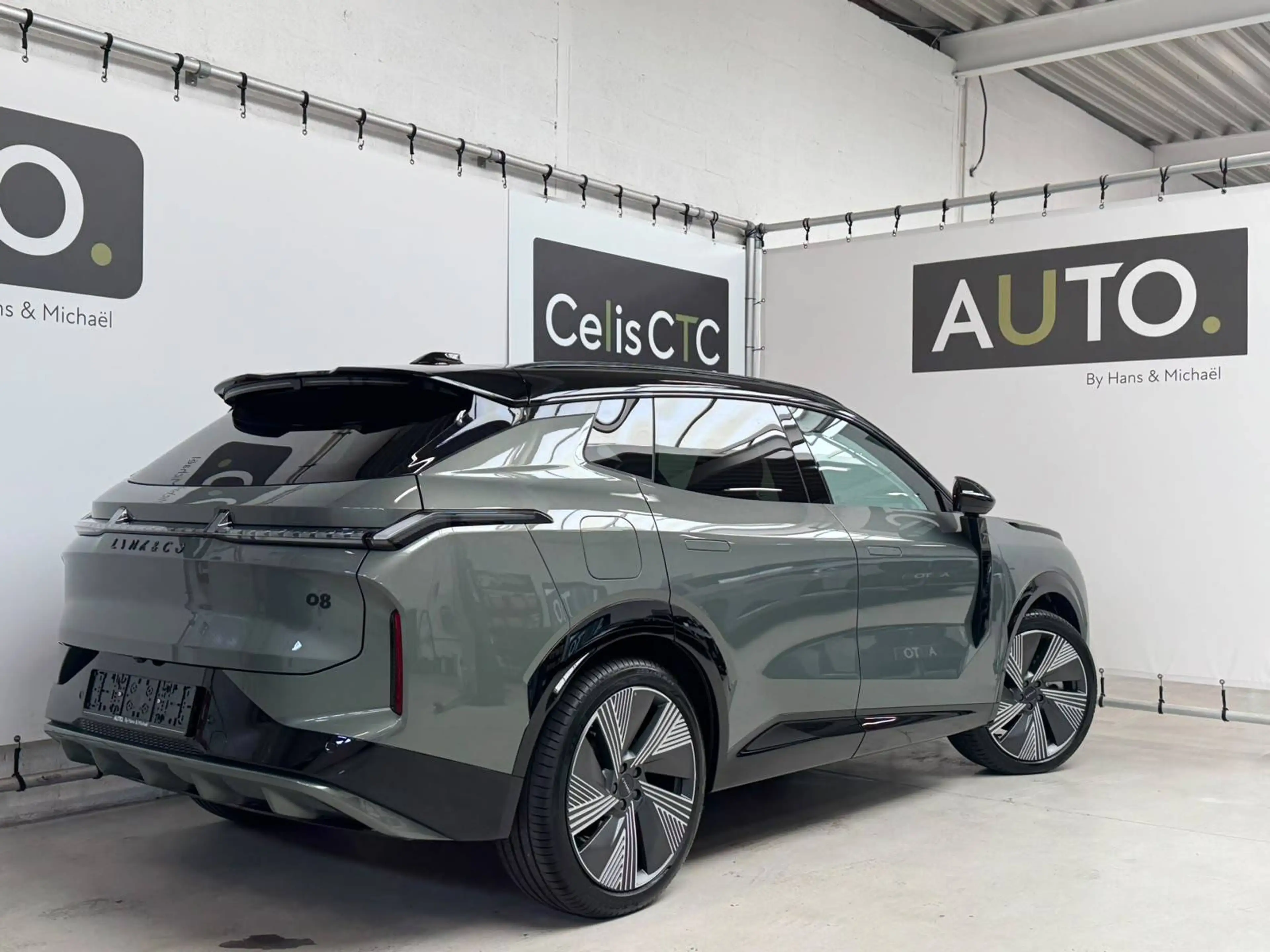 Lynk & Co 08 PHEV More *PANO*AMBIENT LED*360CAM* — photo 27